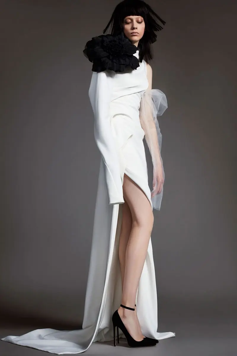 01-vera-wang-bridal-2018