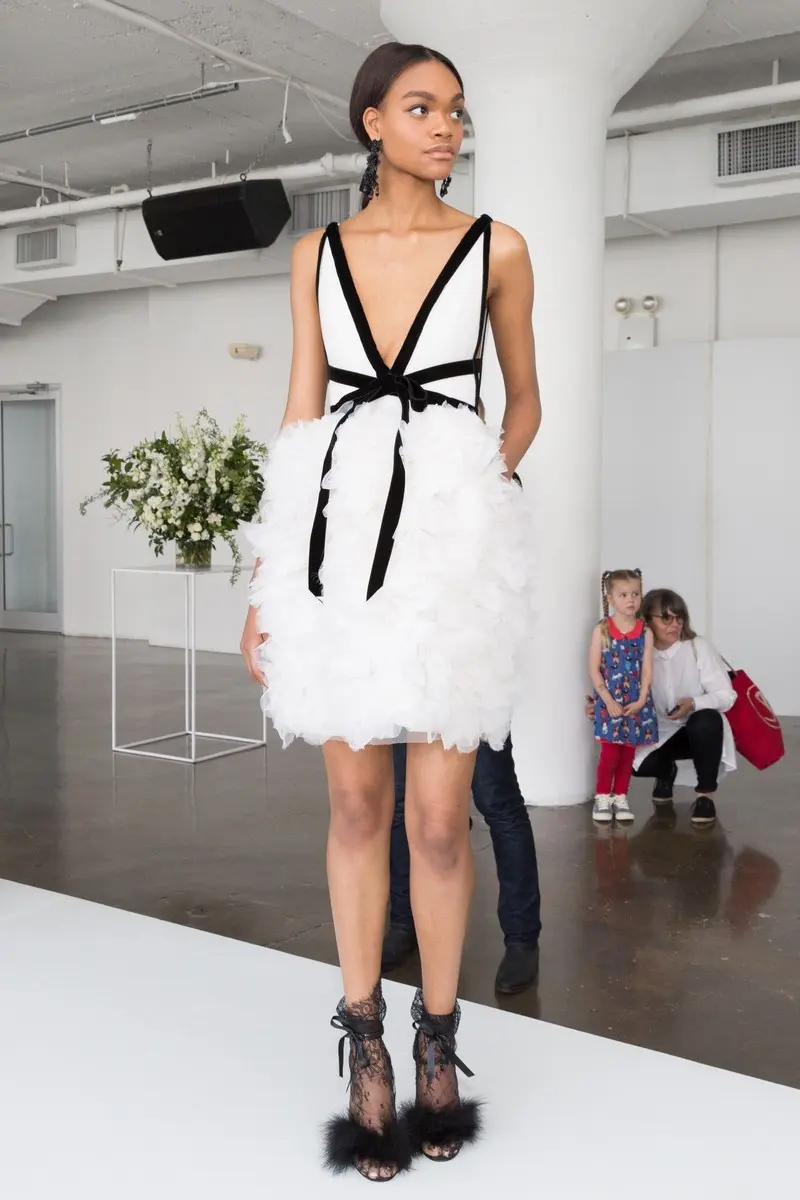 04-marchesa-spring-18-bridal