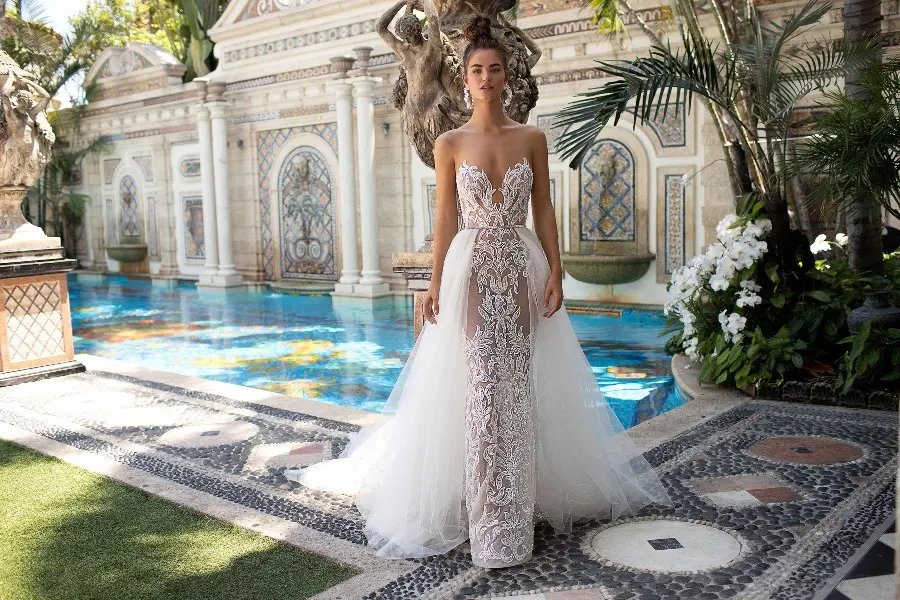 berta-wedding-dress-2019-spring-summer (12)