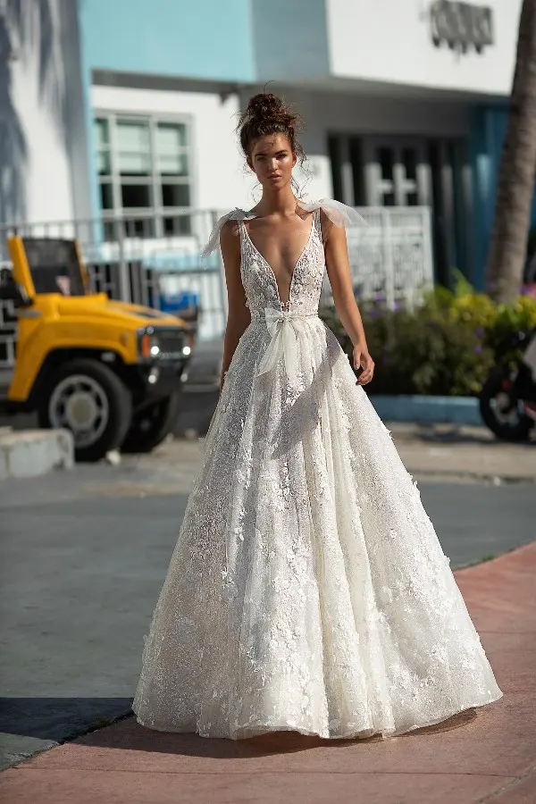 berta-wedding-dress-2019-spring-summer (25)