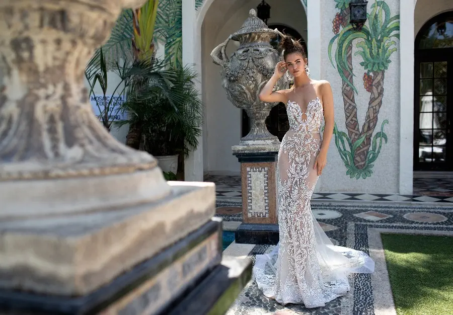berta-wedding-dress-2019-spring-summer (9)