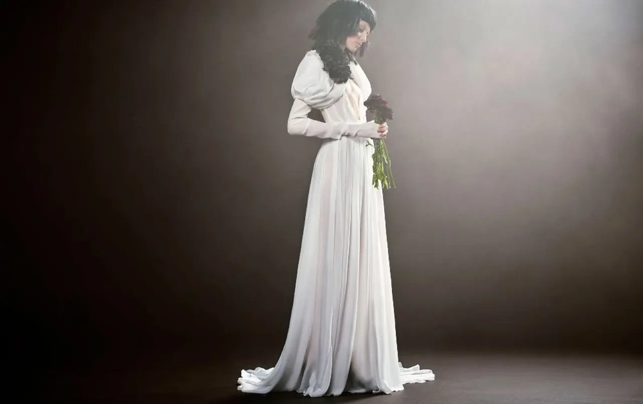 vera-wang-lightbox-12